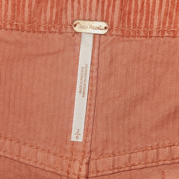 NWT FREE PEOPLE Corduroy myrrh pale rust mini skirt, Size 2 - Picture 9 of 9